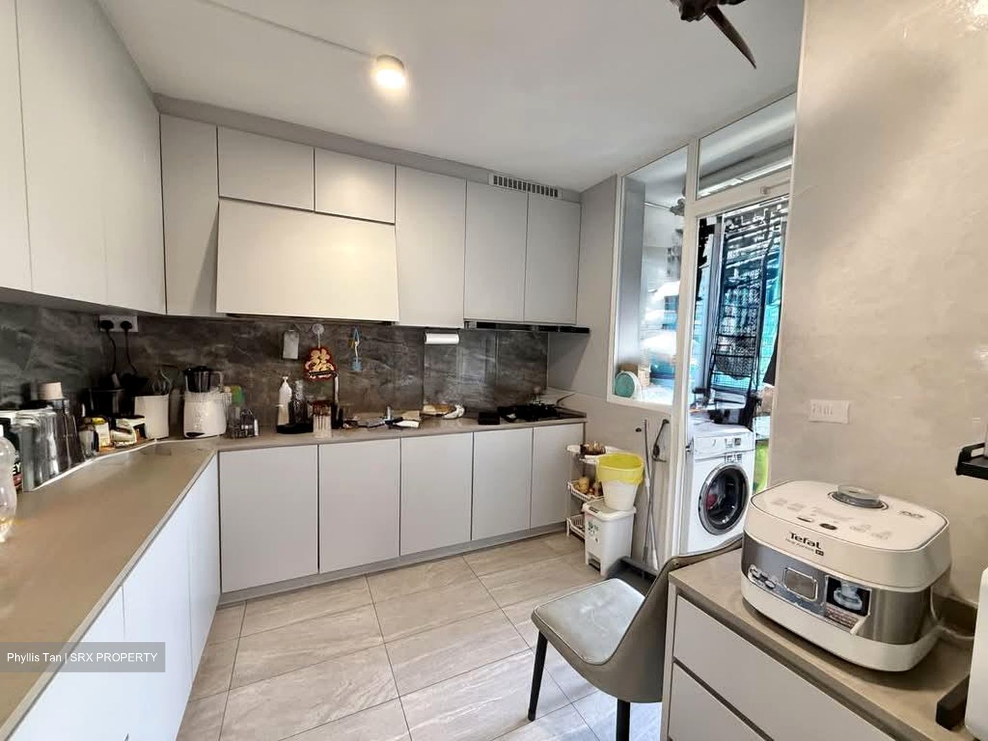 Blk 712 Hougang Avenue 2 (Hougang), HDB Executive #583442981